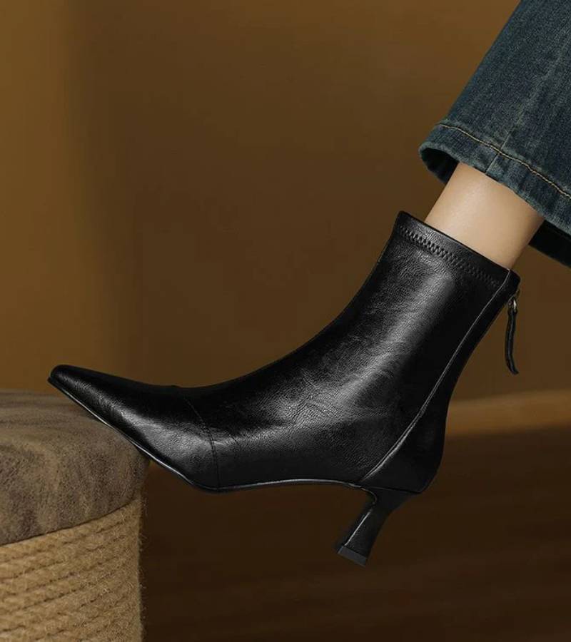 Agnès Paris | Bottines en cuir à talon élégant