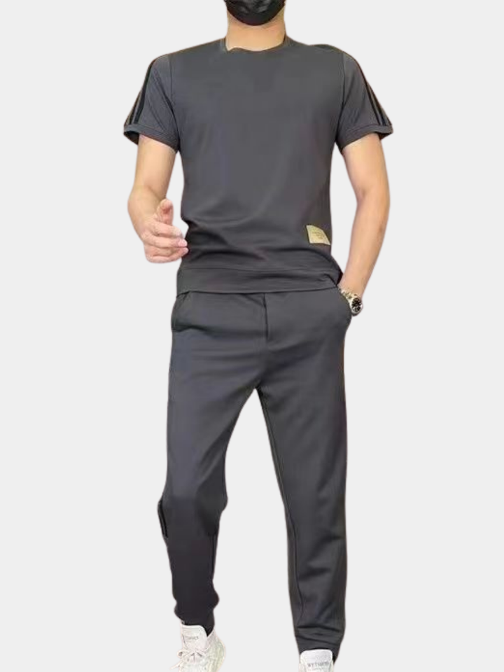 Agnès Paris | COMPLET HOMME EN MATÉRIAU DE LUXE AVEC ÉLASTIQUE