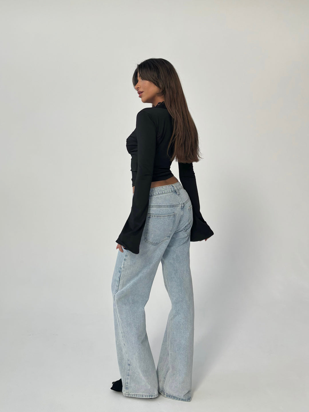 Agnès Paris | NORDIQUE CHIC HAUT EN DENTELLE