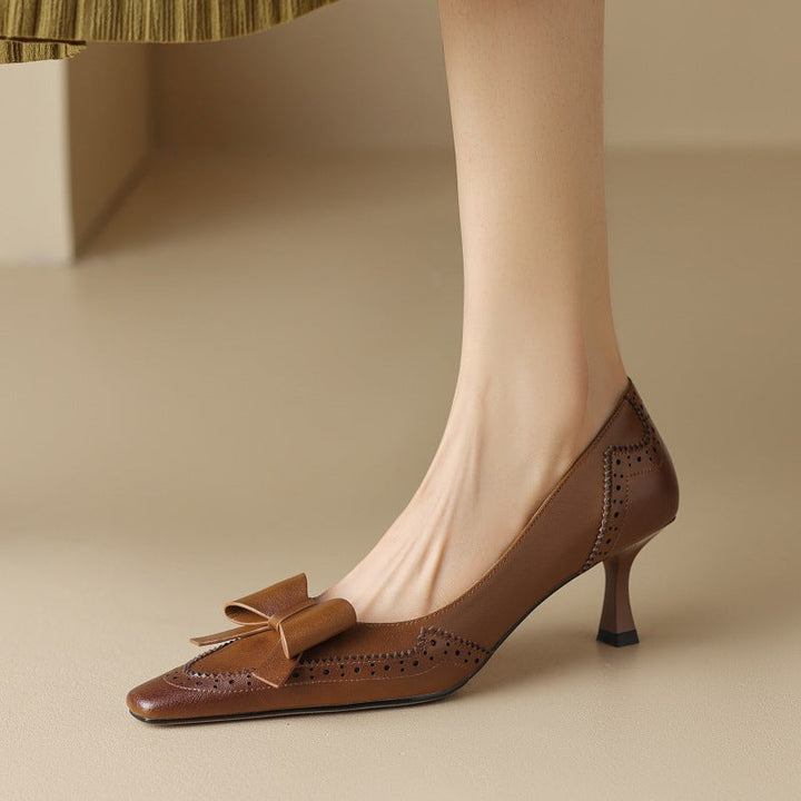Agnès Paris | Escarpins à Ruban et Perforations Claire
