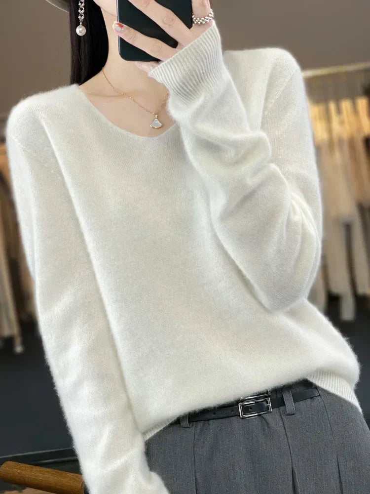Agnès Paris | Pull Col V Maille Douce Martine