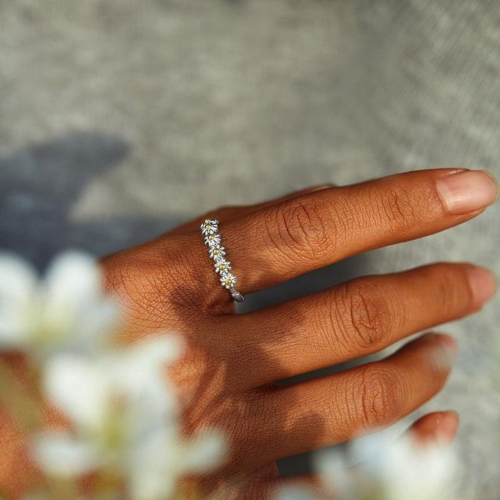 Agnès Paris | BAGUE RÉGLABLE EN ARGENT AVEC MARGUERITE