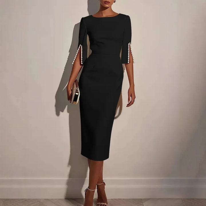 Agnès Paris | ROBE ÉLÉGANTE À MANCHES FENDUES ORNÉES DE PERLES