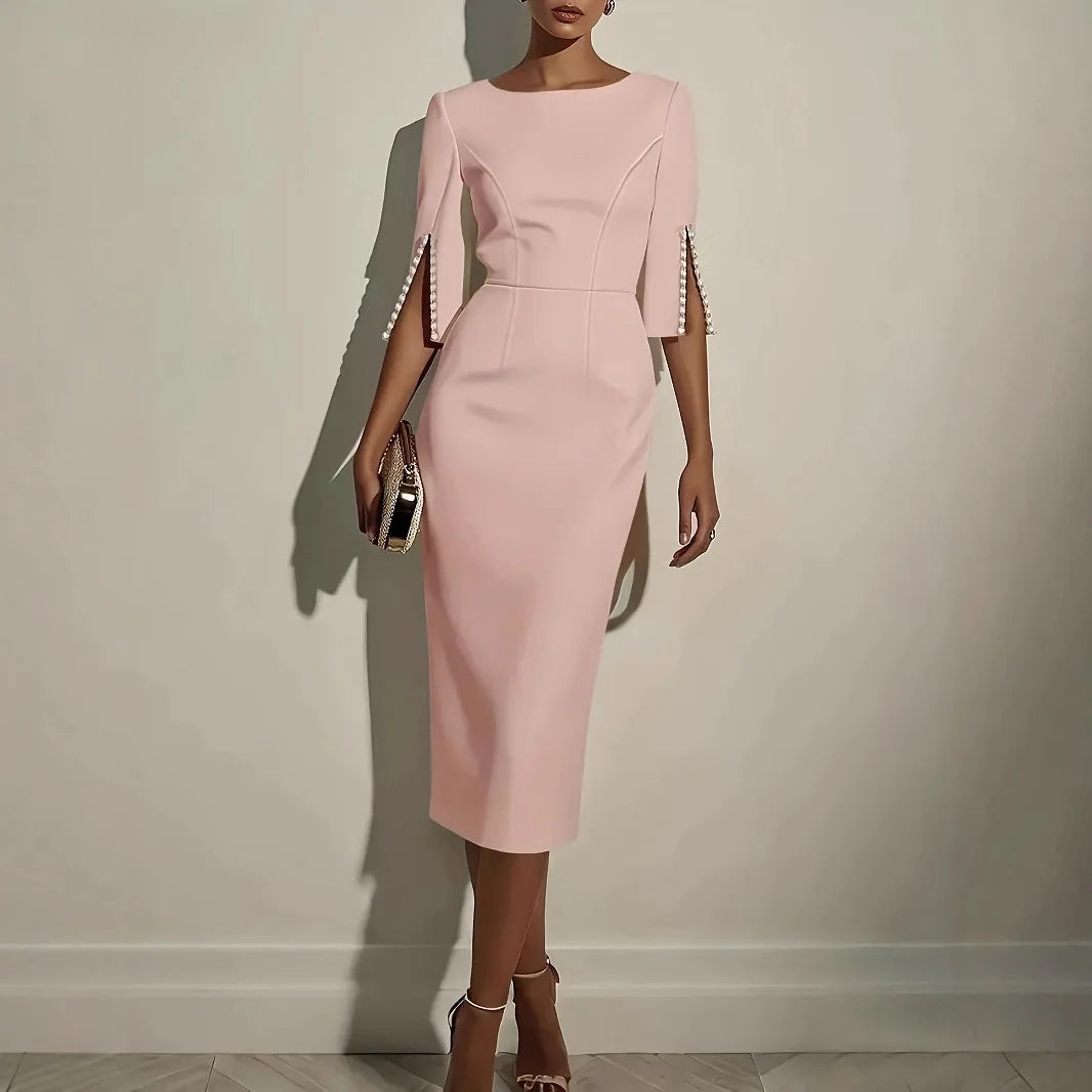 Agnès Paris | ROBE ÉLÉGANTE À MANCHES FENDUES ORNÉES DE PERLES