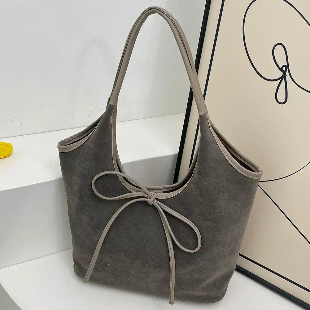 Agnès Paris | SAC HÉLÈNE