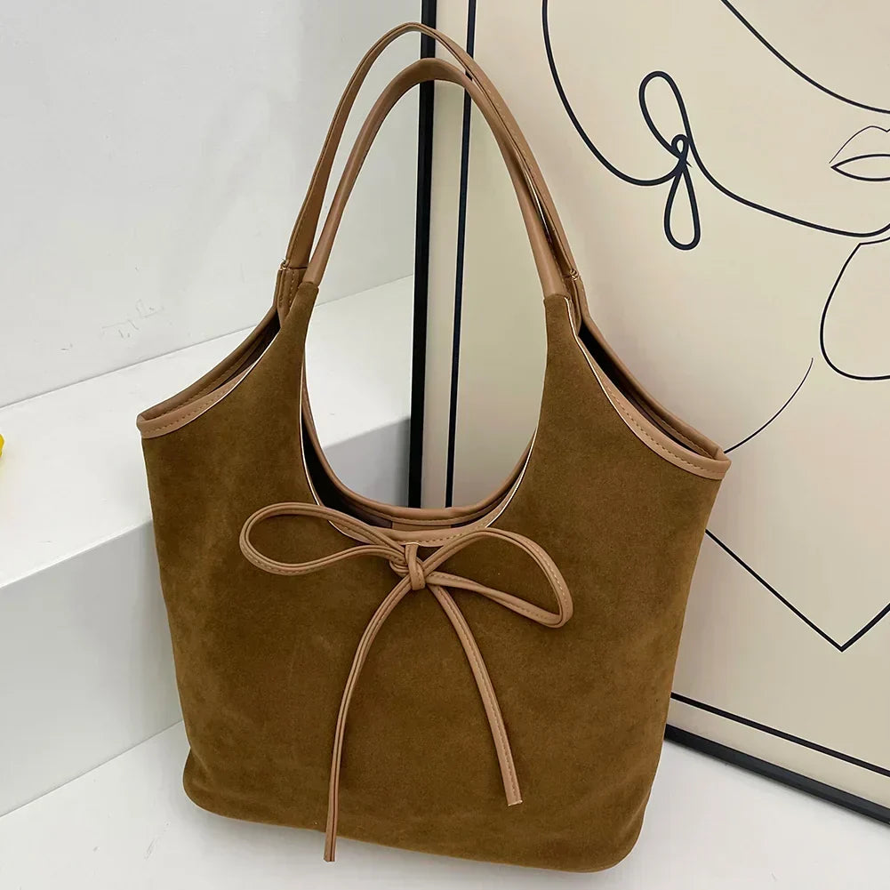 Agnès Paris | SAC HÉLÈNE