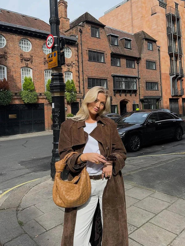 Agnès Paris | LE TRENCH CHIC EN DAIM DOUX