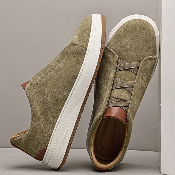 Agnès Paris | CHAUSSURES SLIP-ON EN DAIM POUR HOMME