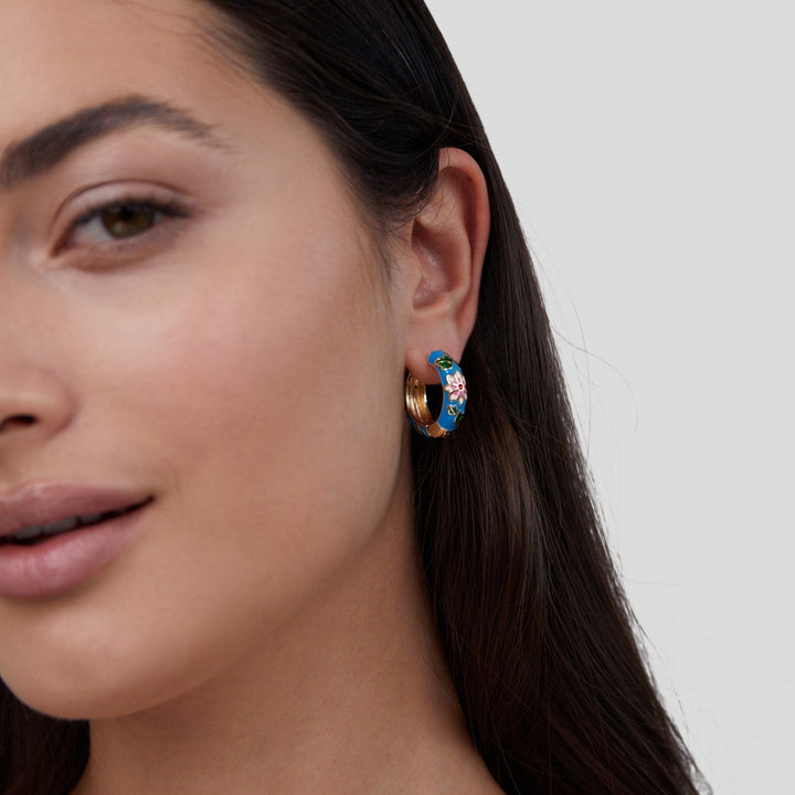 Agnès Paris | BOUCLES D’OREILLES EN CERCLE DORÉ AVEC FLEUR