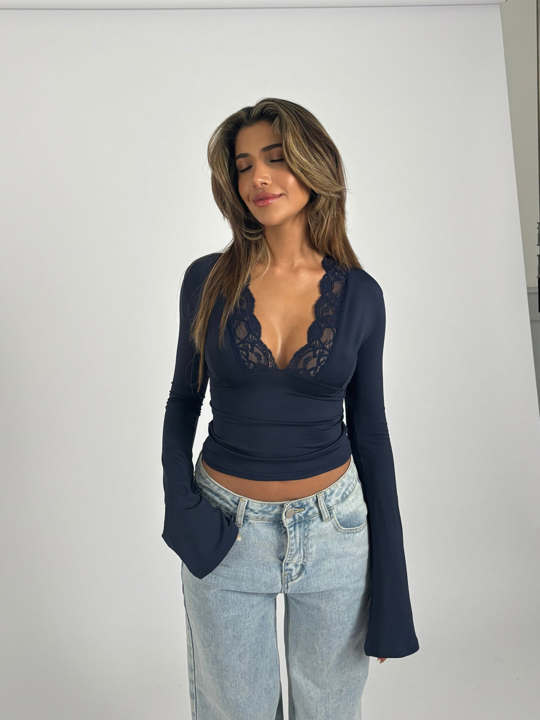 Agnès Paris | NORDIQUE CHIC HAUT EN DENTELLE