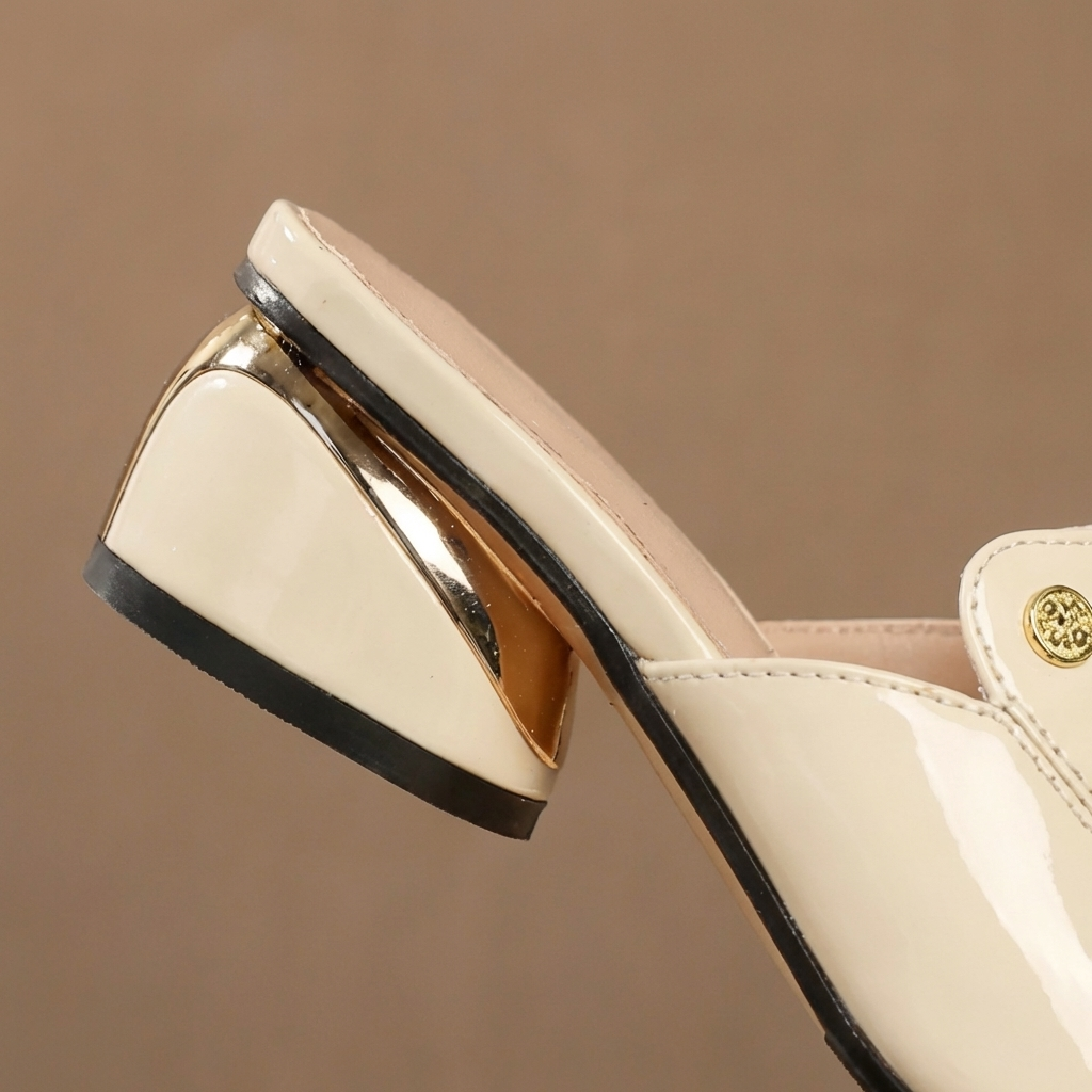Agnès Paris | Mules Vernies à Talon Sophie