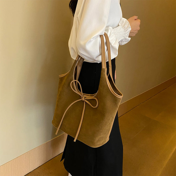 Agnès Paris | SAC HÉLÈNE