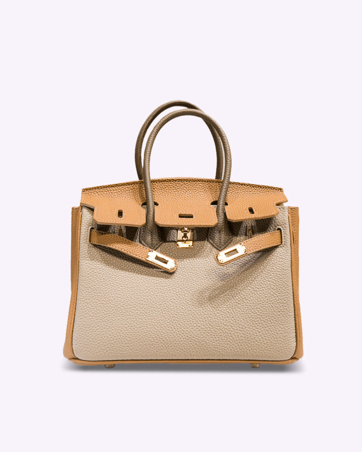 Agnès Paris | SAC INTEMPOREL RÉINVENTÉ AVEC AUDACE