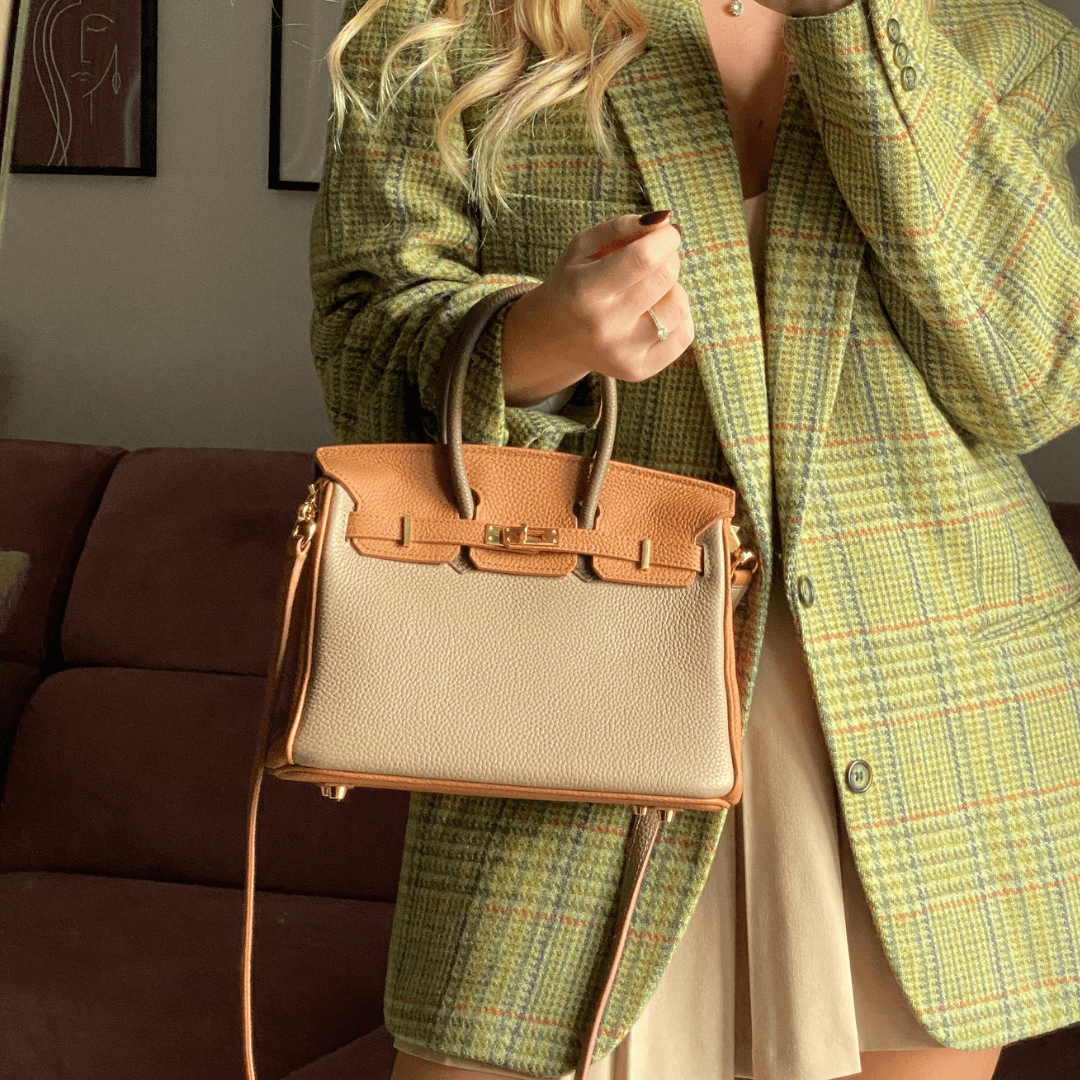 Agnès Paris | SAC INTEMPOREL RÉINVENTÉ AVEC AUDACE