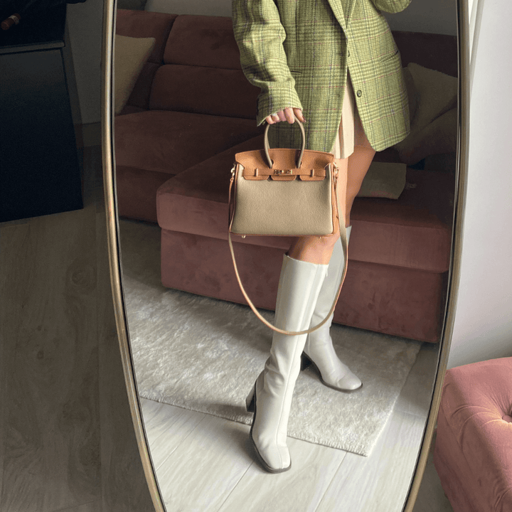 Agnès Paris | SAC INTEMPOREL RÉINVENTÉ AVEC AUDACE